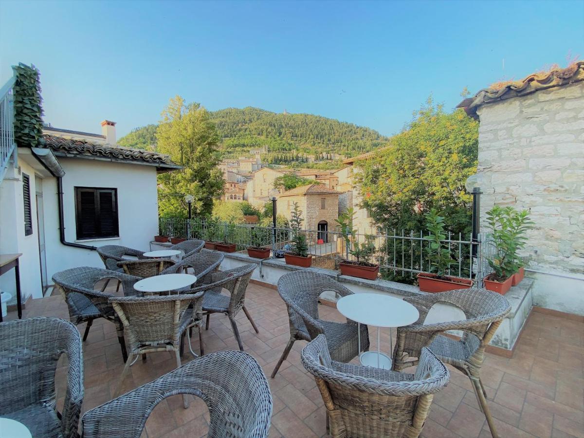 Hotel San Francesco E Il Lupo Gubbio Kültér fotó